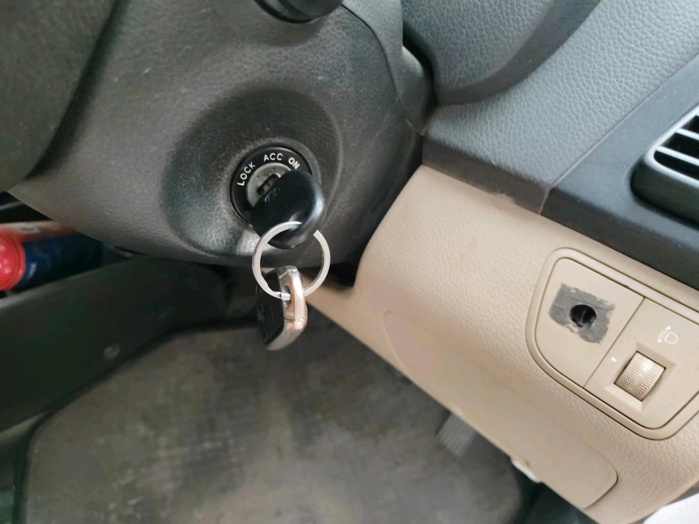 2015 Hyundai Eon ERA +, Petrol, Manual, 1,13,111 km, interior