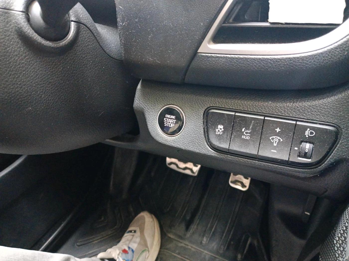 2020 KIA SELTOS GTX PLUS AT 1.5 DIESEL, Diesel, Automatic, 68,336 km, interior