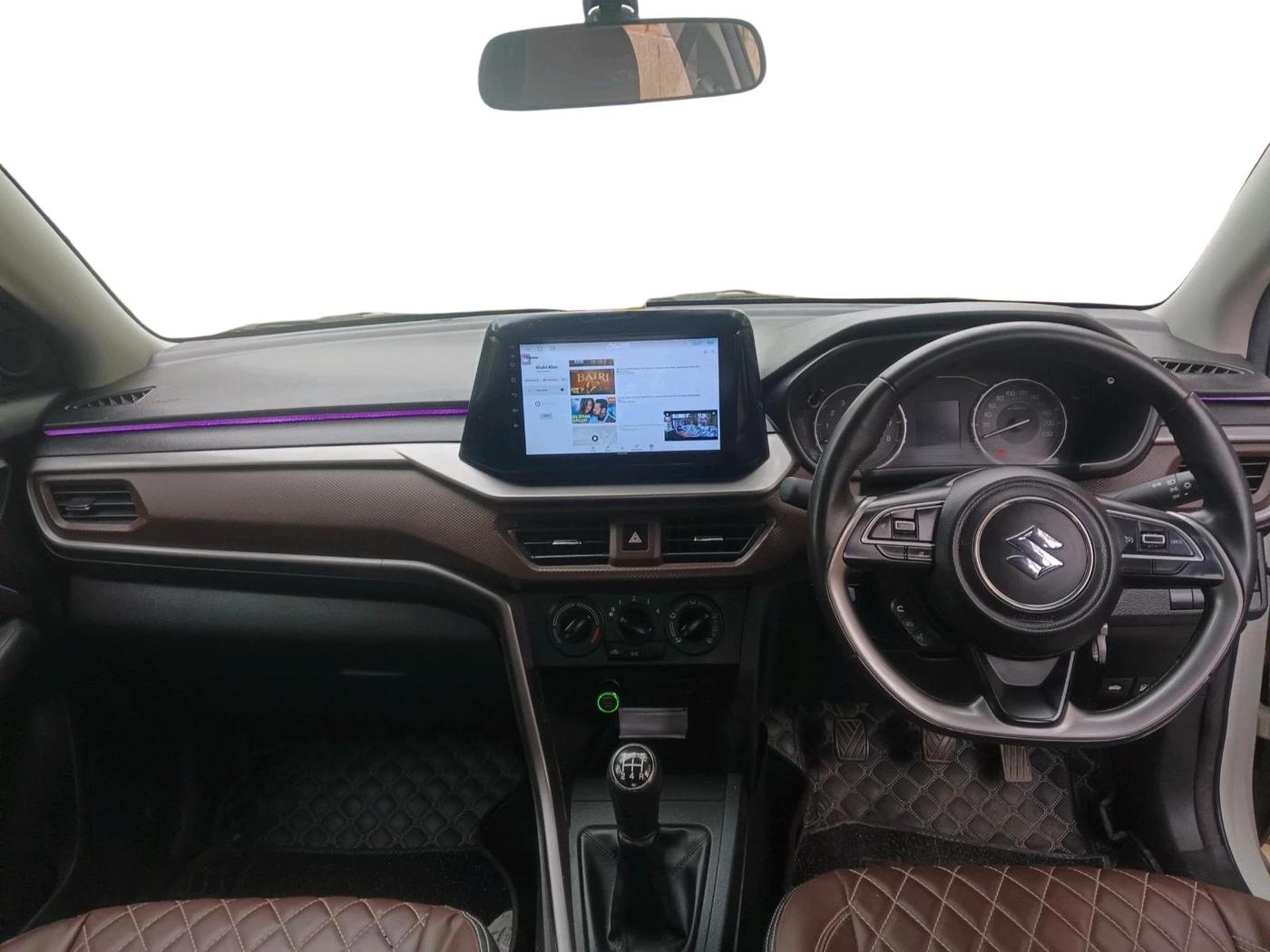 2023 Maruti BREZZA LXI SMART HYBRID, Petrol, Manual, 45,734 km, interior
