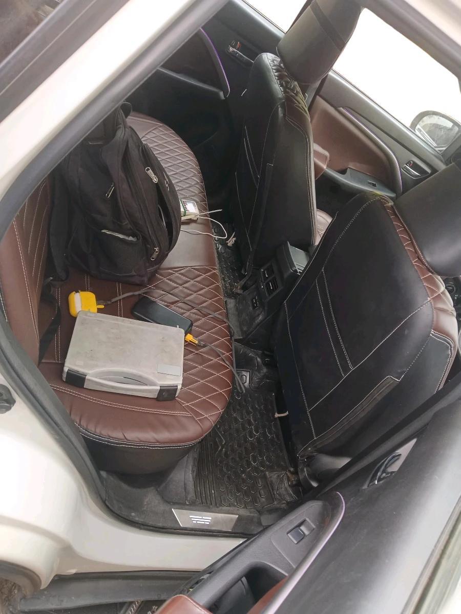 2023 Maruti BREZZA LXI SMART HYBRID, Petrol, Manual, 45,734 km, interior