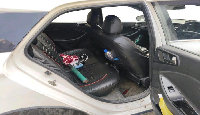 2016 Hyundai i20 Active 1.4 SX, Diesel, Manual, 1,16,220 km, interior