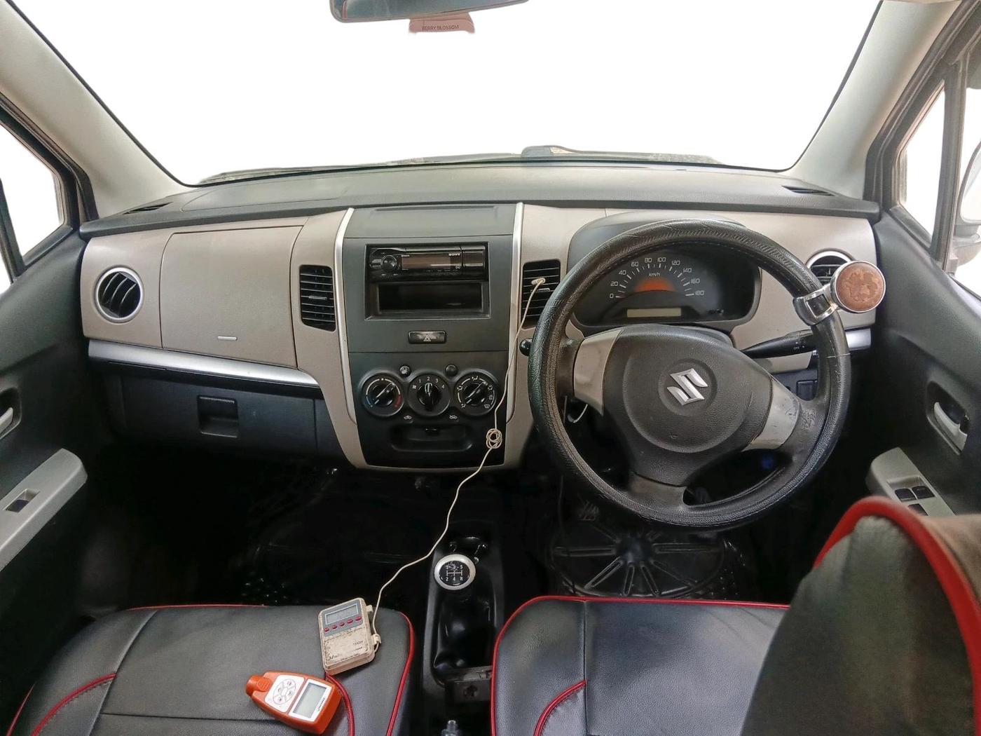 2014 Maruti Wagon R 1.0 LXI CNG, CNG, Manual, 1,50,373 km, interior