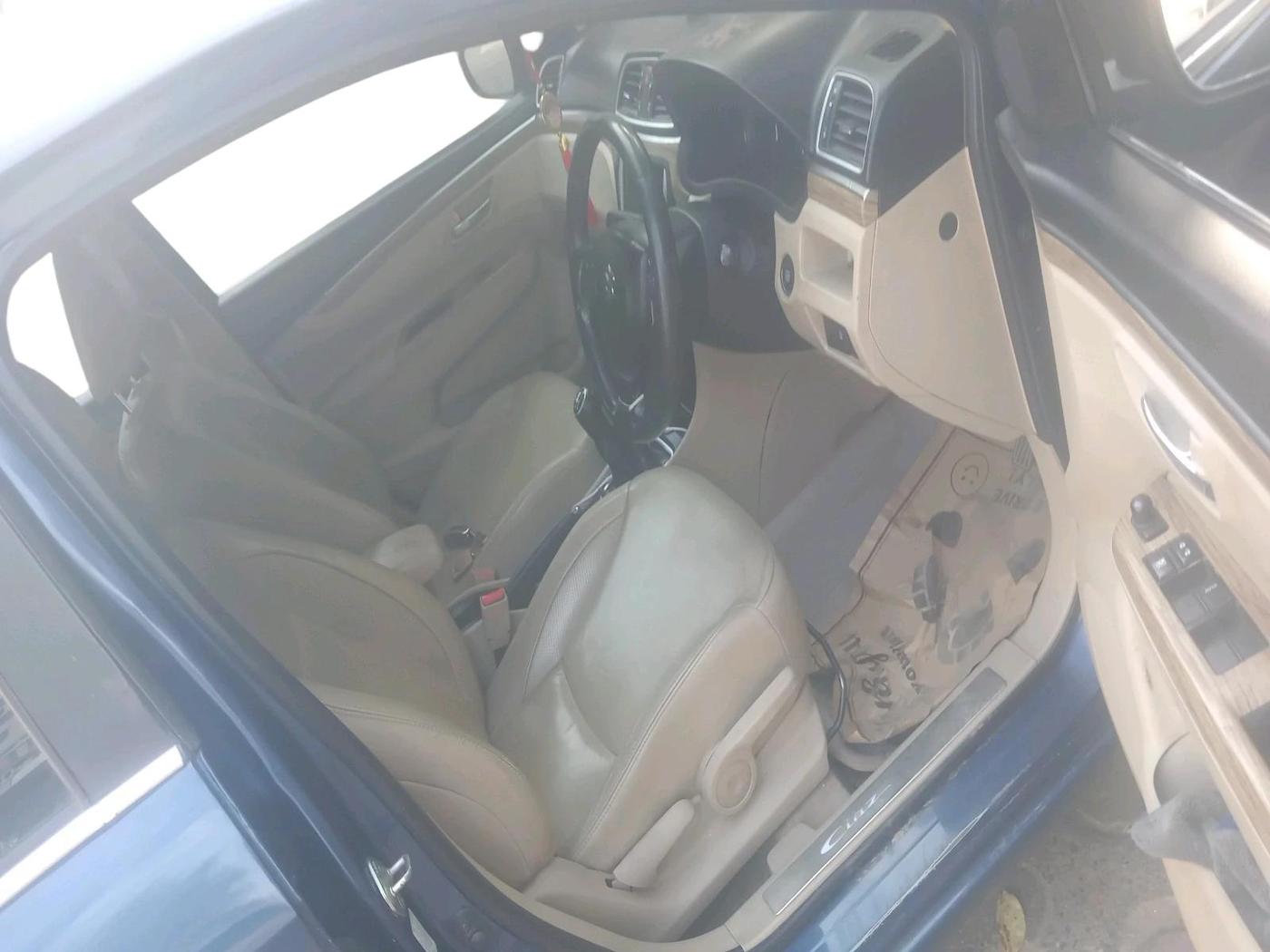 2018 Maruti Ciaz ALPHA 1.5 SHVS PETROL, Petrol, Manual, 95,290 km, interior