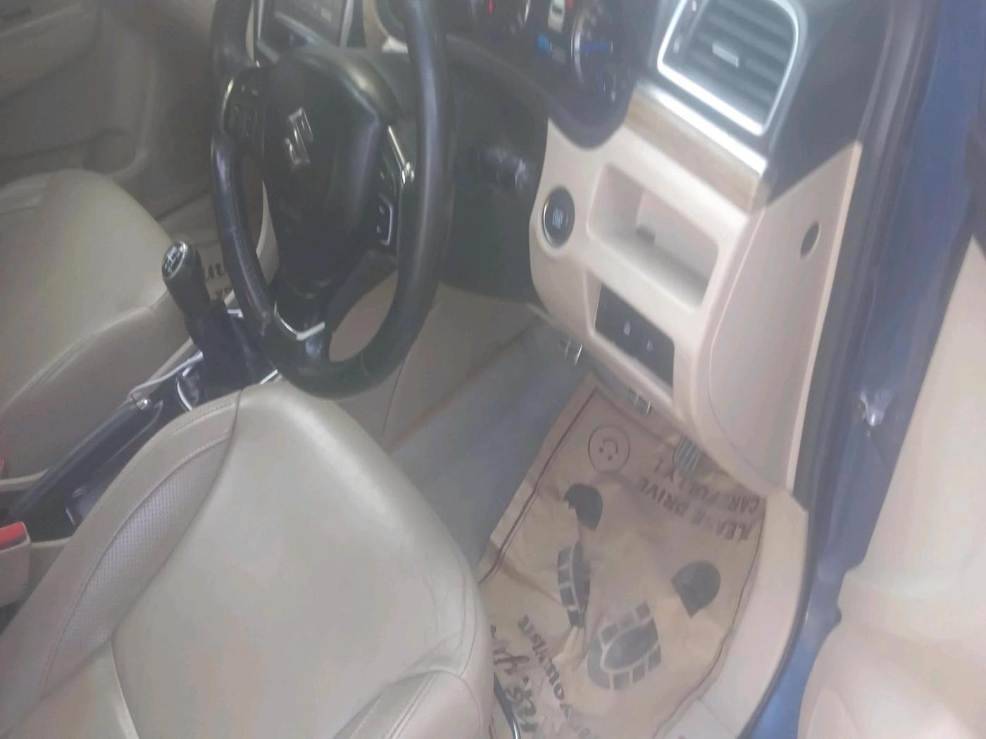 2018 Maruti Ciaz ALPHA 1.5 SHVS PETROL, Petrol, Manual, 95,290 km, interior