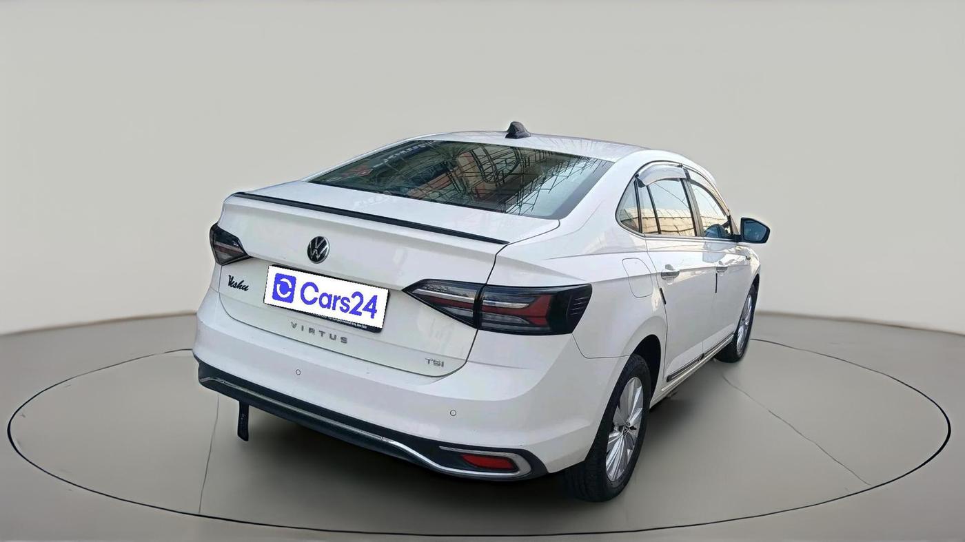 2024 Volkswagen VIRTUS HIGHLINE TSI 1.0 MT, Petrol, Manual, 27,154 km, exterior
