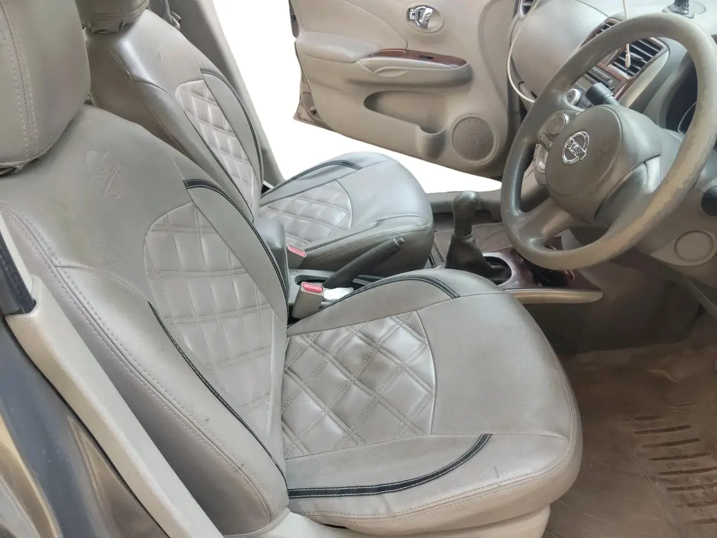 2012 Nissan Sunny XV PETROL, CNG, Manual, 73,728 km, interior