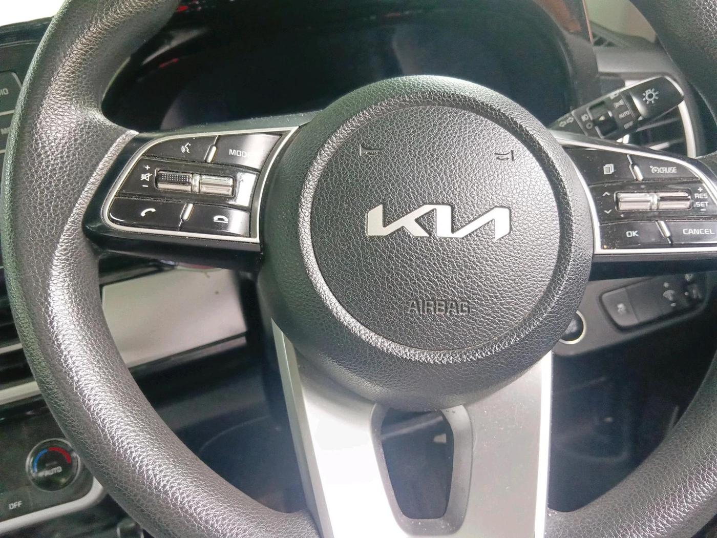 2022 KIA SELTOS HTK PLUS 1.5 IMT, Petrol, Manual, 67,268 km, interior