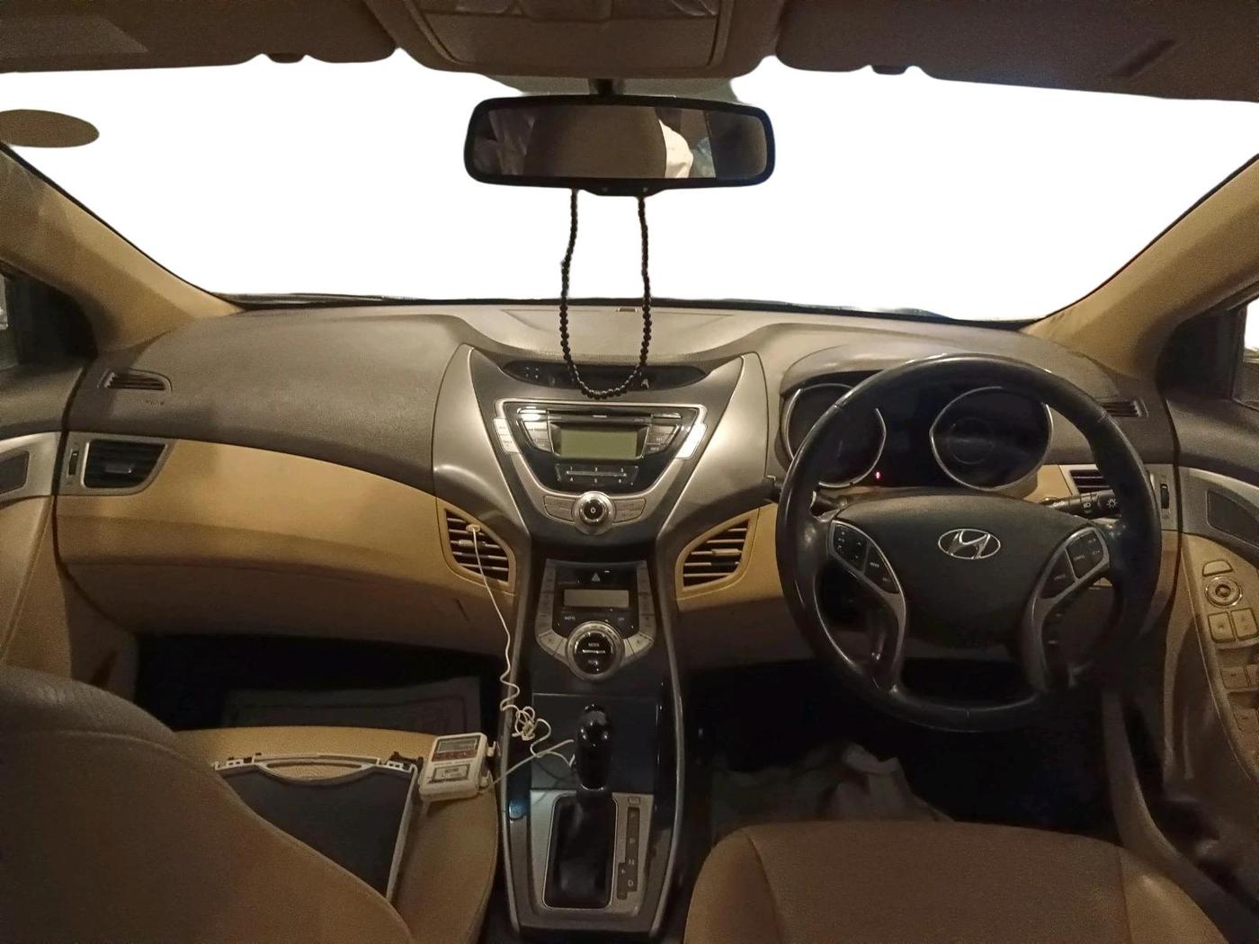 2013 Hyundai New Elantra 1.8 SX AT VTVT, Petrol, Automatic, 35,258 km, interior