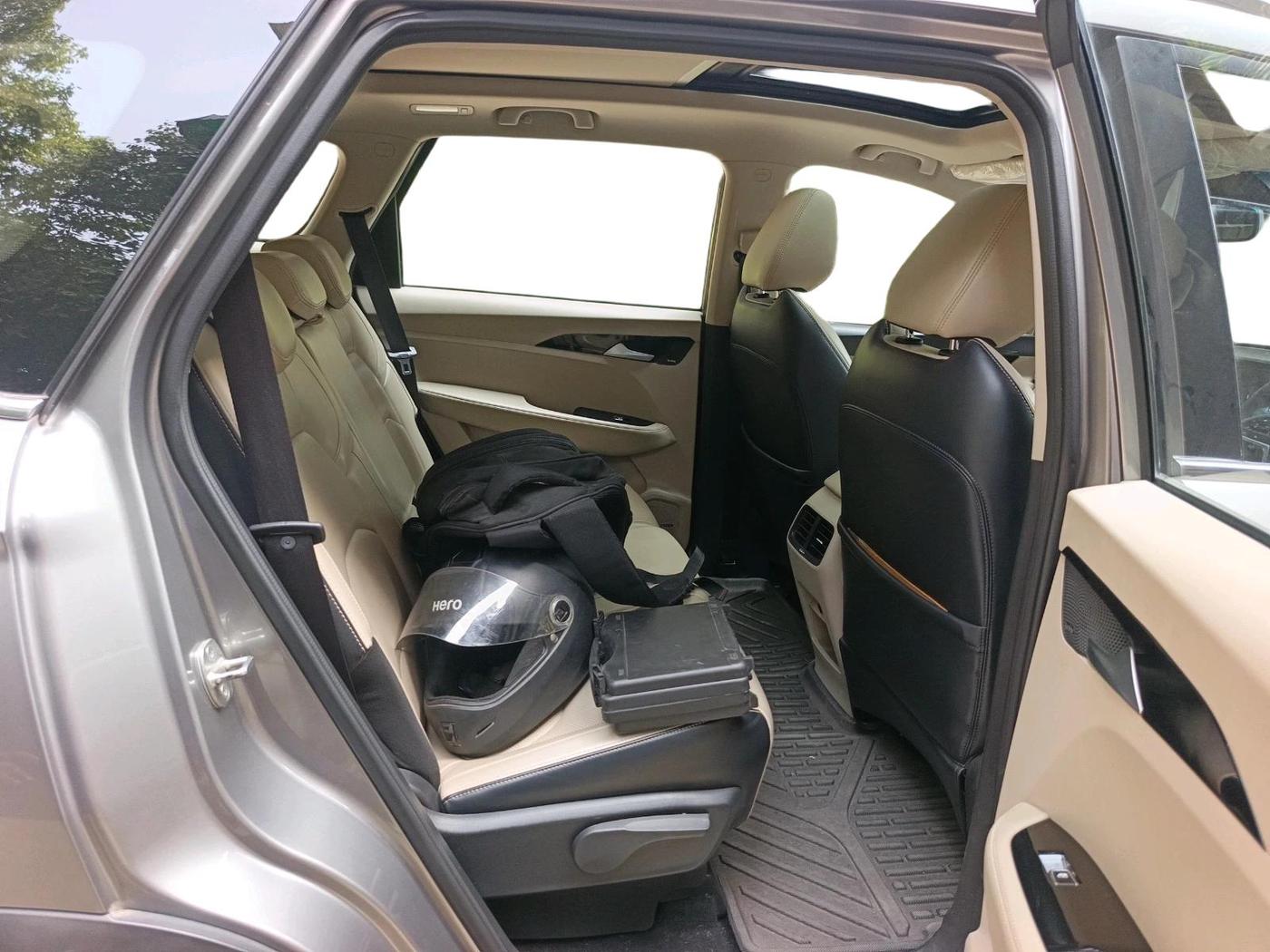 2022 MG HECTOR SHARP 1.5 PETROL CVT, Petrol, Automatic, 44,609 km, interior