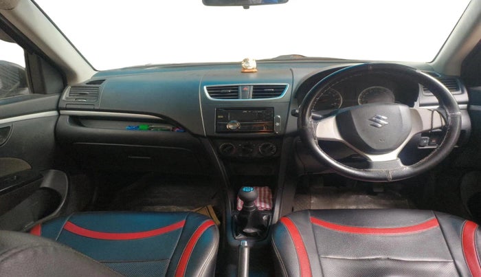 2013 Maruti Swift VXI, CNG, Manual, 1,24,416 km, interior