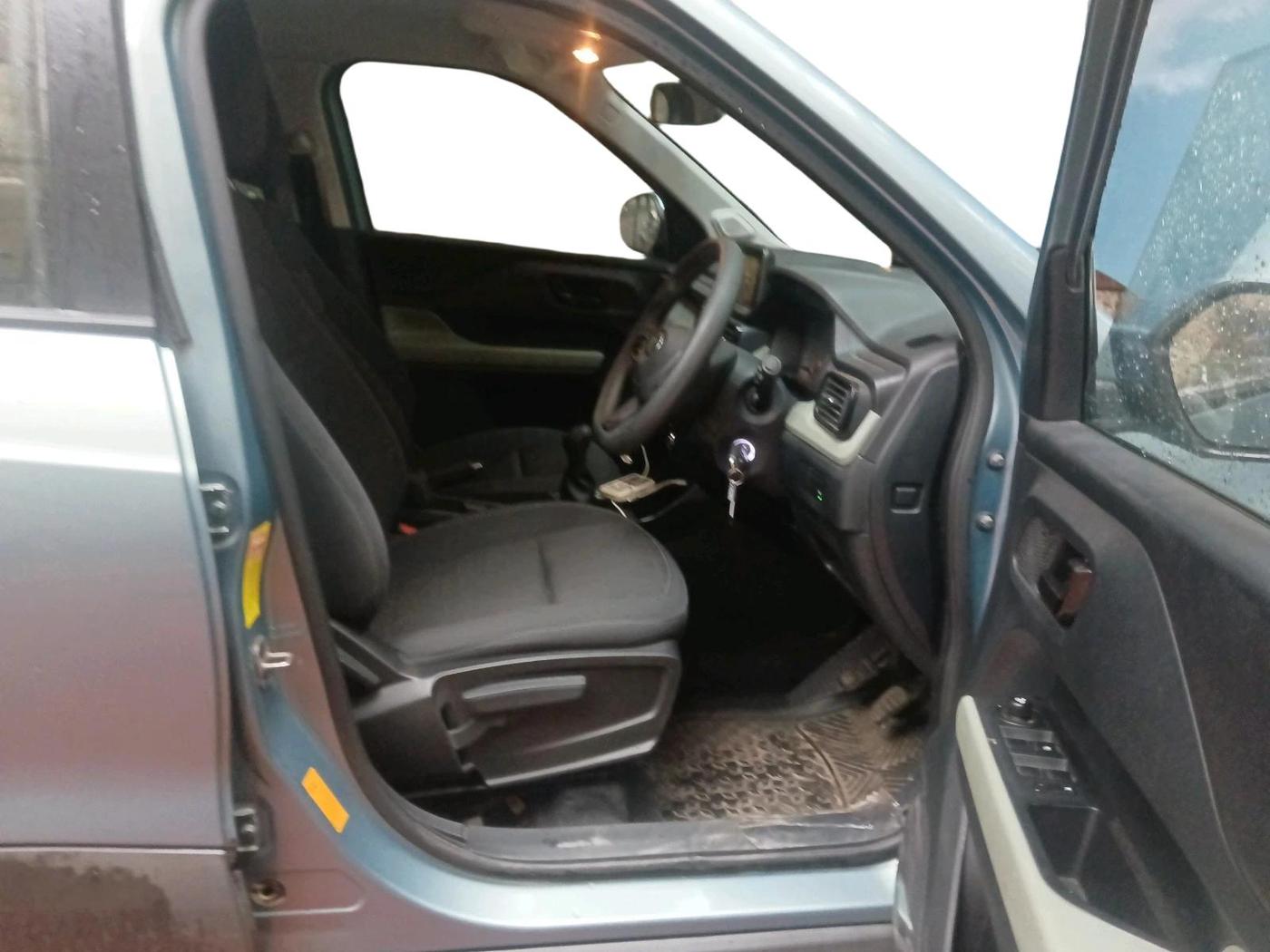 2025 Tata PUNCH Adventure Plus iCNG, CNG, Manual, 9,523 km, interior