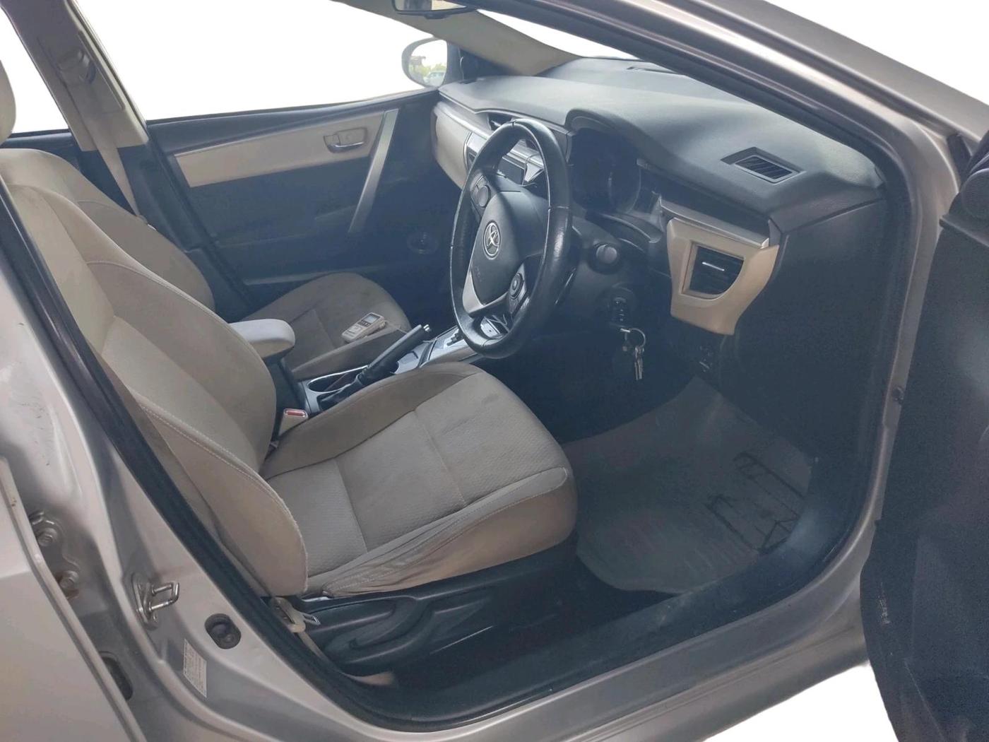 2017 Toyota Corolla Altis G CVT PETROL, Petrol, Automatic, 1,10,390 km, interior