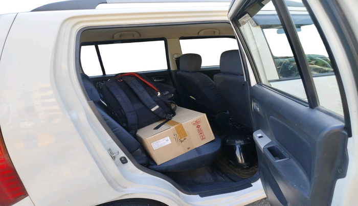 2011 Maruti Wagon R 1.0 VXI, Petrol, Manual, 65,671 km, interior