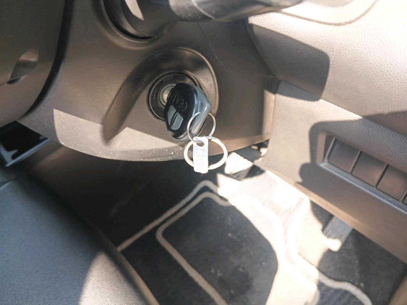 2018 Maruti Swift VXI, Petrol, Manual, 40,700 km, interior