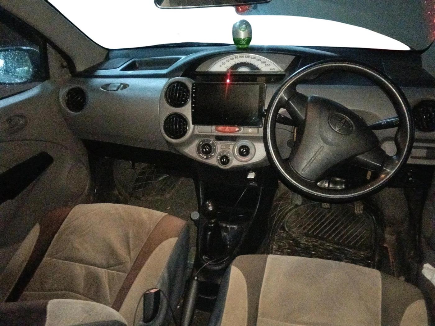 2011 Toyota Etios G, Petrol, Manual, 1,05,435 km, interior