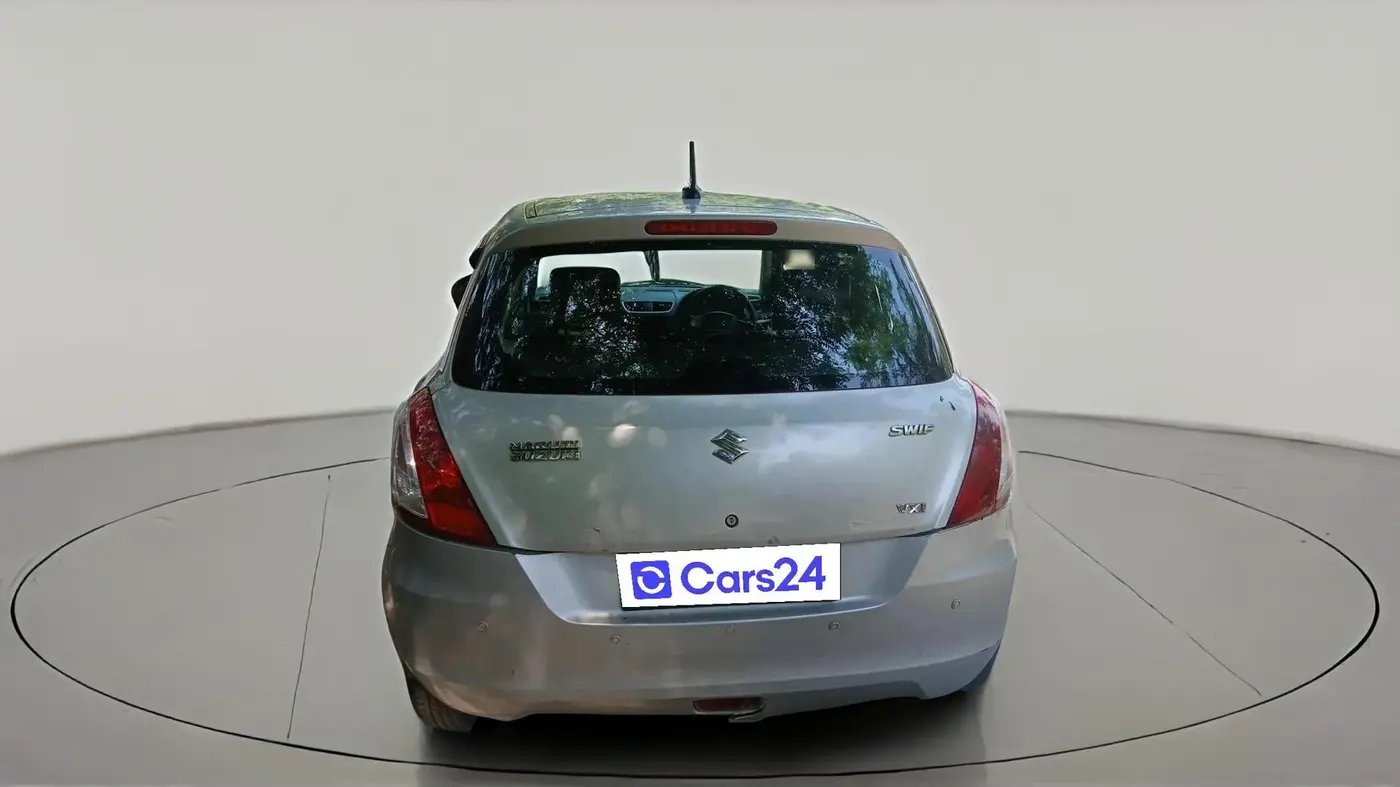 2015 Maruti Swift VXI, CNG, Manual, 91,962 km, exterior
