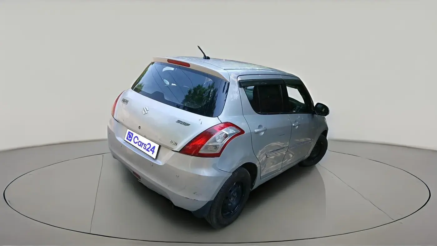 2015 Maruti Swift VXI, CNG, Manual, 91,962 km, exterior