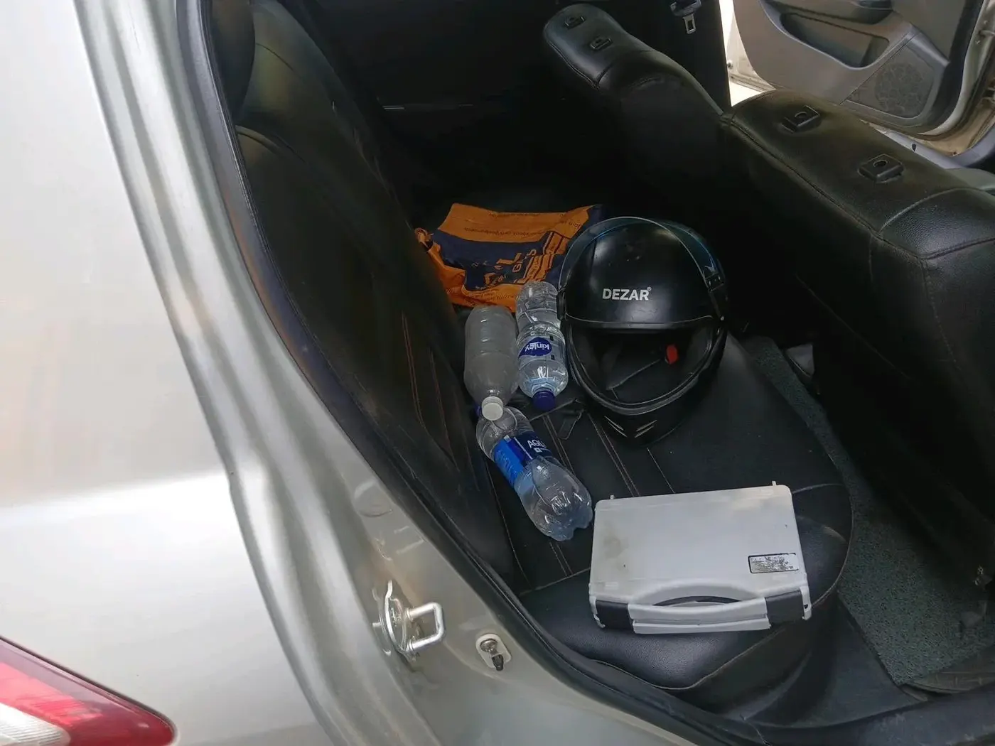 2015 Maruti Swift VXI, CNG, Manual, 91,962 km, interior