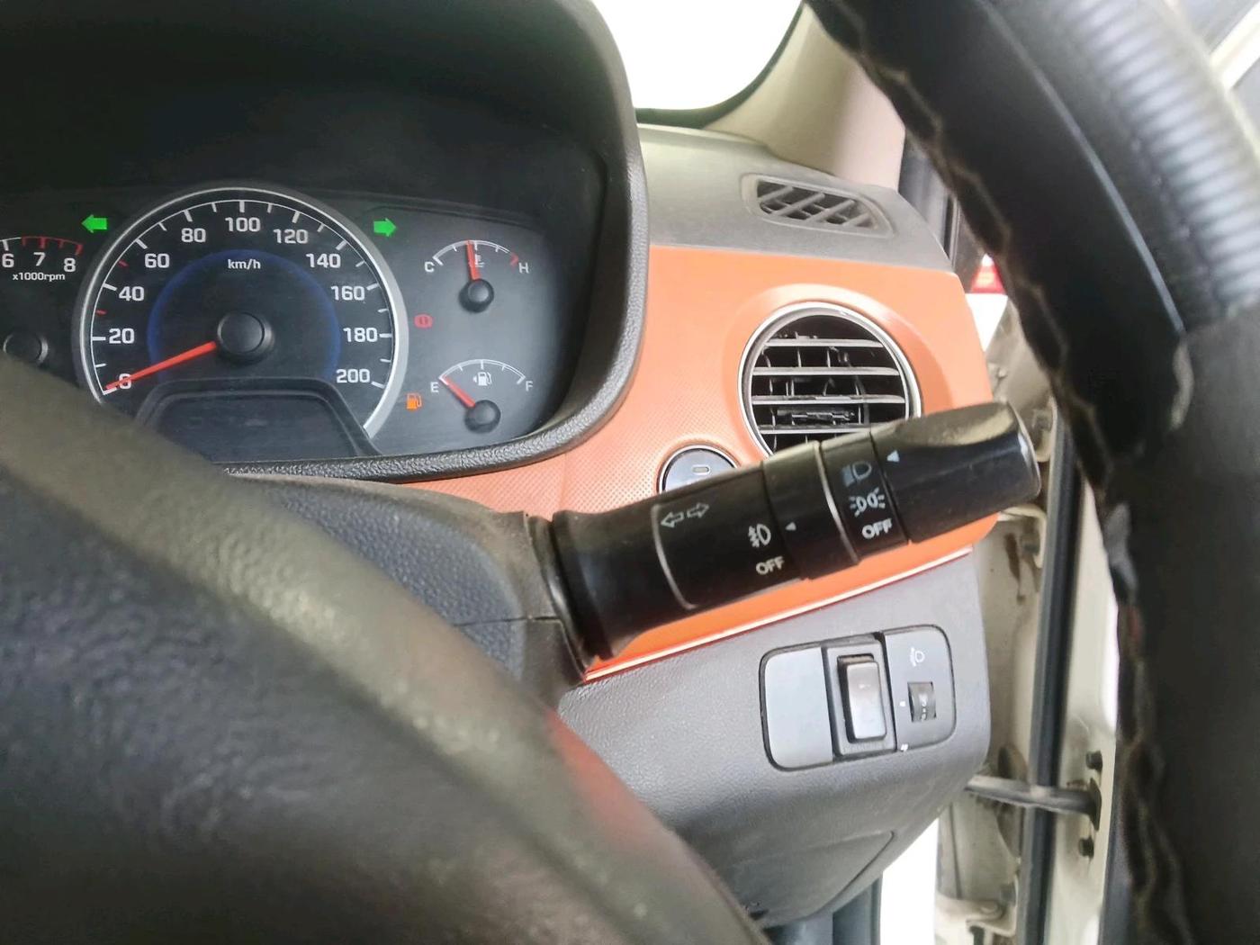 2015 Hyundai Grand i10 ASTA AT 1.2 KAPPA VTVT, Petrol, Automatic, 87,813 km, interior
