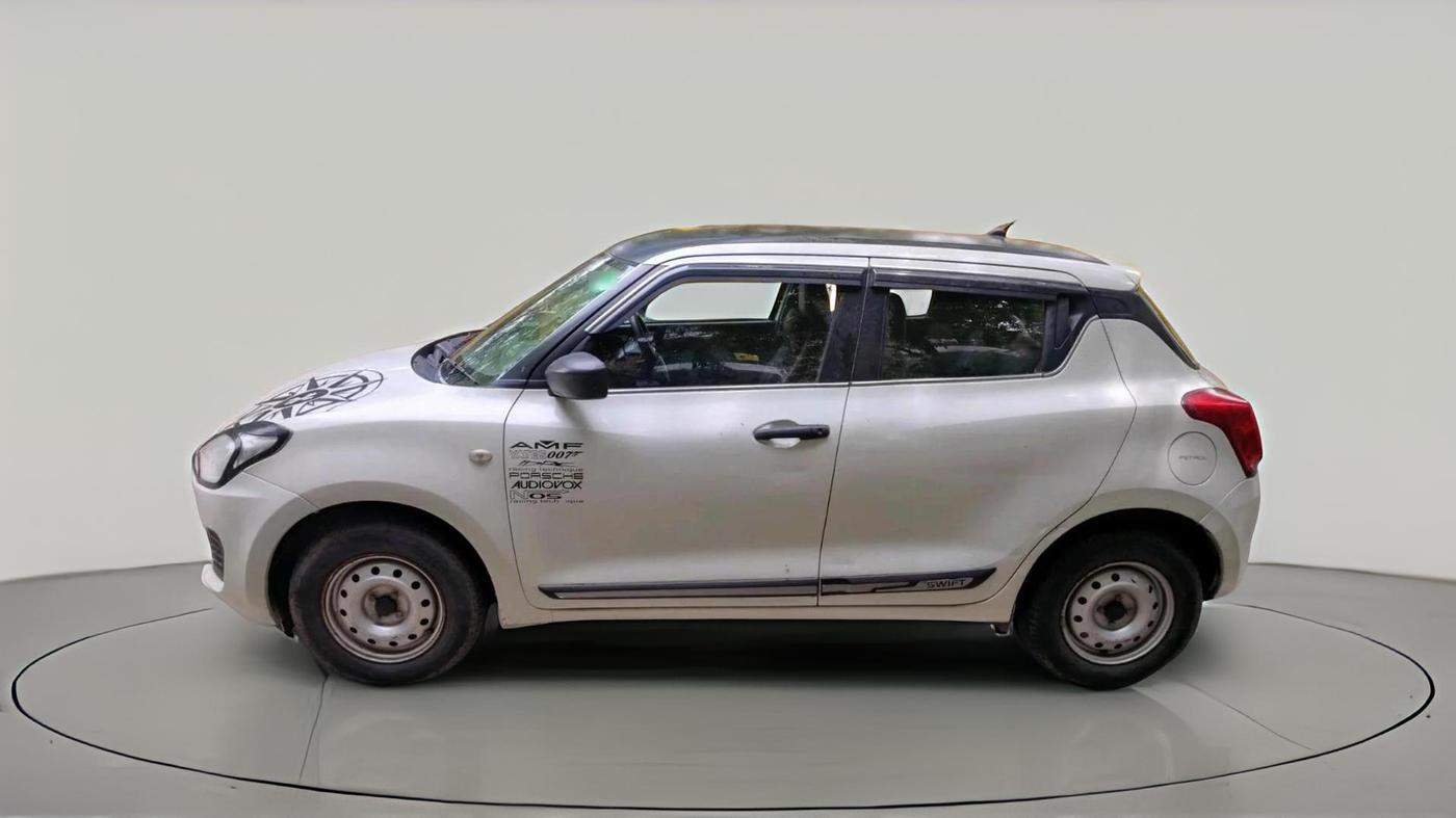 2021 Maruti Swift LXI, Petrol, Manual, 48,877 km, exterior