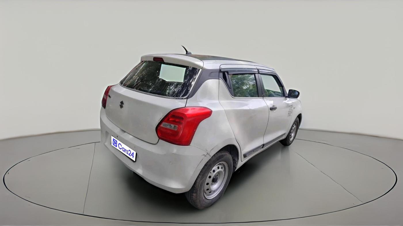 2021 Maruti Swift LXI, Petrol, Manual, 48,877 km, exterior