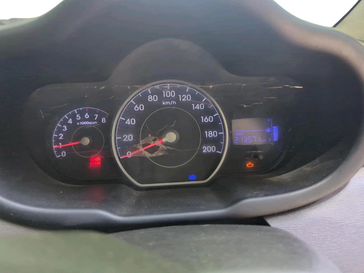 2013 Hyundai i10 ERA 1.1, CNG, Manual, 2,13,571 km, interior
