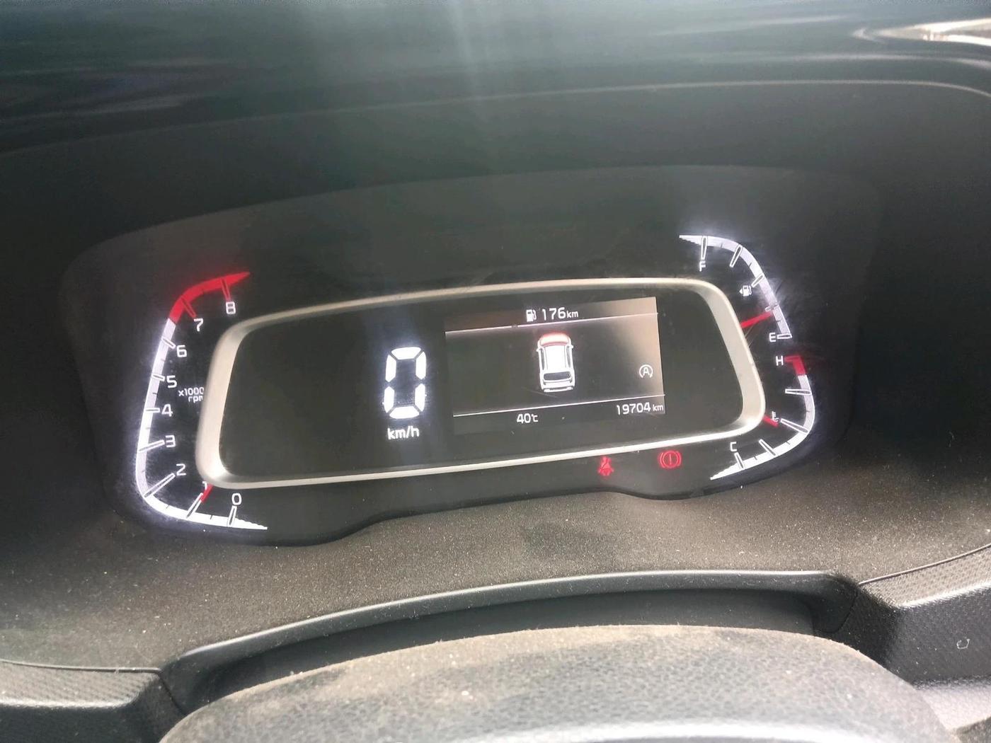2024 KIA SONET HTK (O) 1.2 Petrol MT, Petrol, Manual, 19,704 km, interior