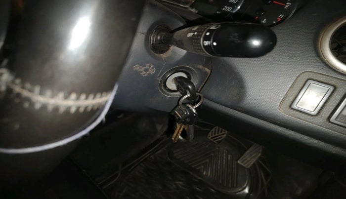 2011 Maruti Swift VXI, Petrol, Manual, 79,922 km, interior