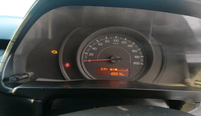 2020 Maruti Swift LXI, CNG, Manual, 1,00,575 km, interior