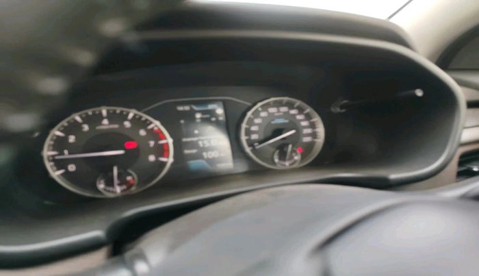 2022 Maruti BREZZA ZXI + SMART HYBRID, Petrol, Manual, 74,481 km, interior