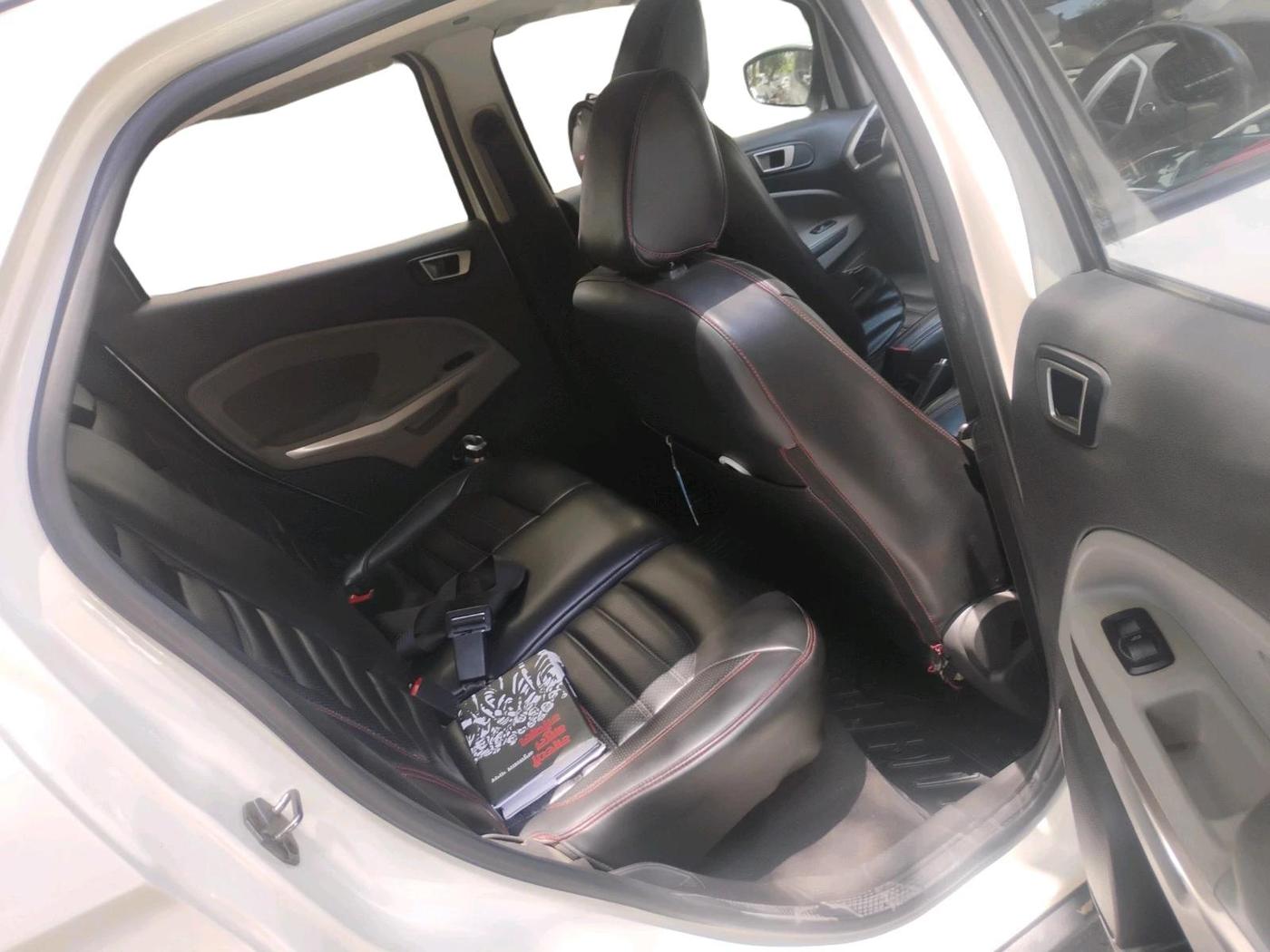 2017 Ford Ecosport TITANIUM 1.5L PETROL AT, Petrol, Automatic, 1,31,361 km, interior
