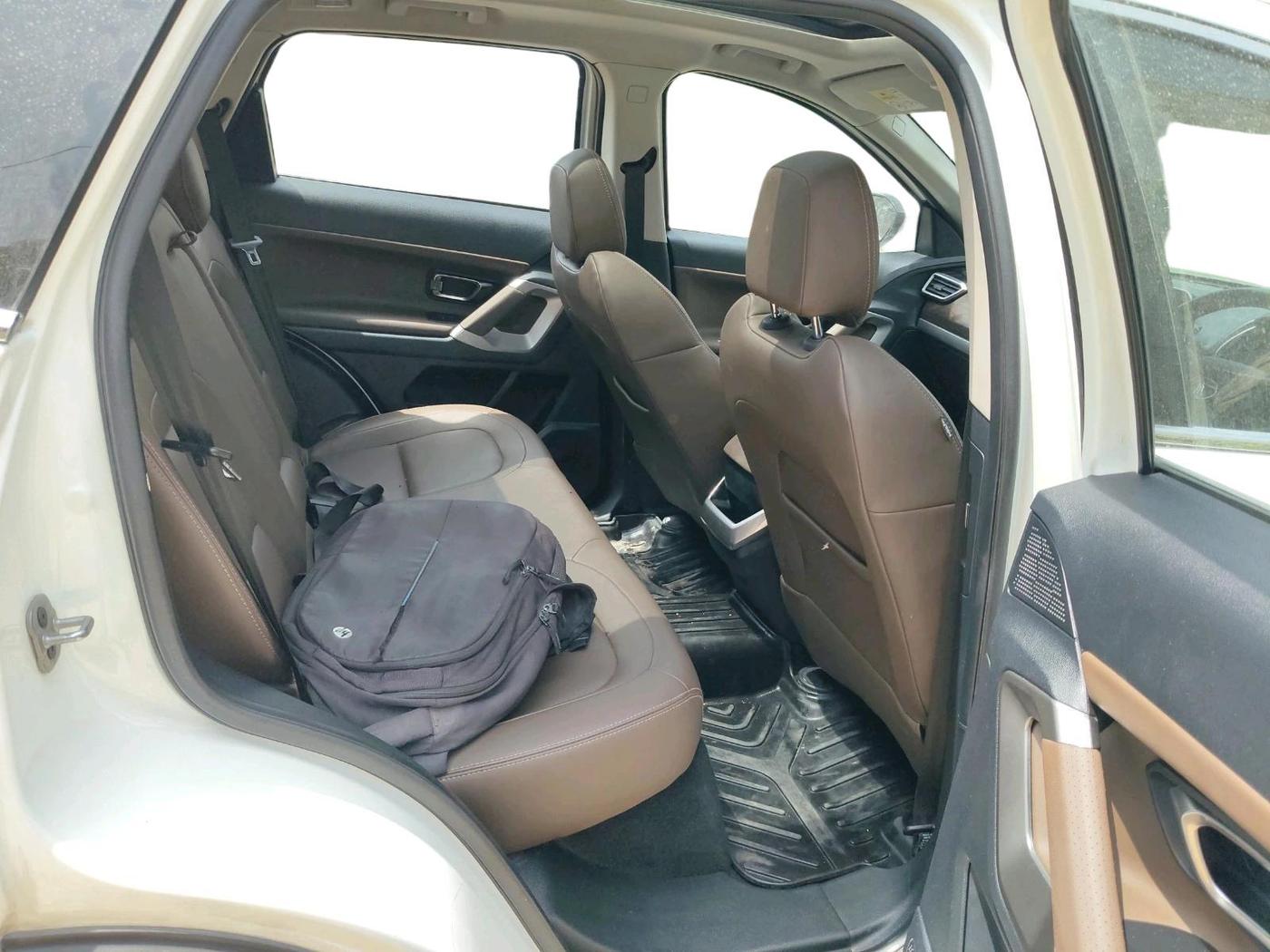 2020 Tata Harrier XZA PLUS 2.0L, Diesel, Automatic, 75,747 km, interior