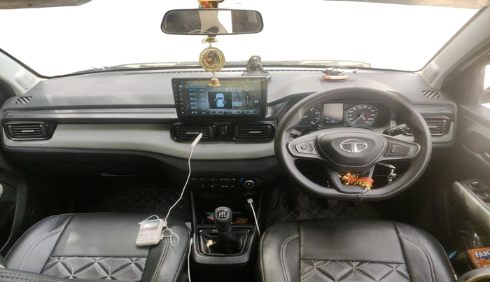 2022 Tata PUNCH ADVENTURE MT, Petrol, Manual, 25,961 km, interior
