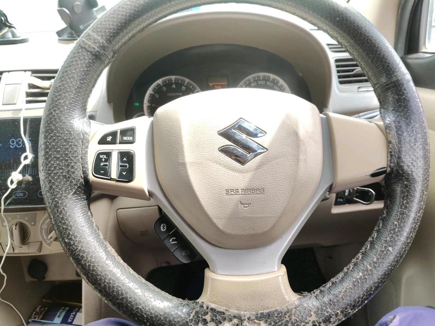 2017 Maruti Ertiga VXI CNG, CNG, Manual, 1,29,655 km, interior