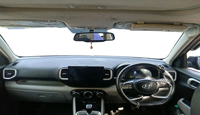 2023 Hyundai VENUE SX 1.2 PETROL, Petrol, Manual, 37,635 km, interior