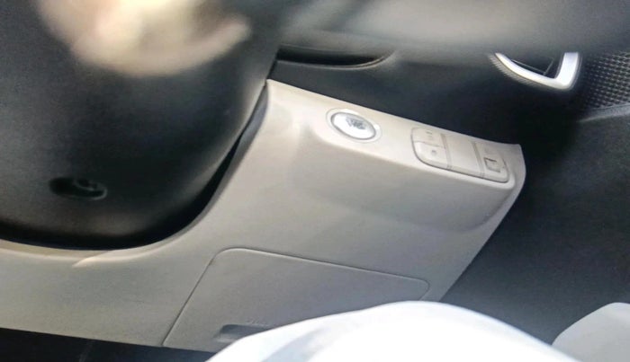 2023 Hyundai VENUE SX 1.2 PETROL, Petrol, Manual, 37,635 km, interior