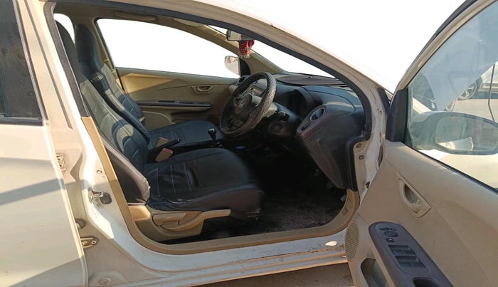 2013 Honda Amaze 1.2L I-VTEC S, Petrol, Manual, 97,950 km, interior