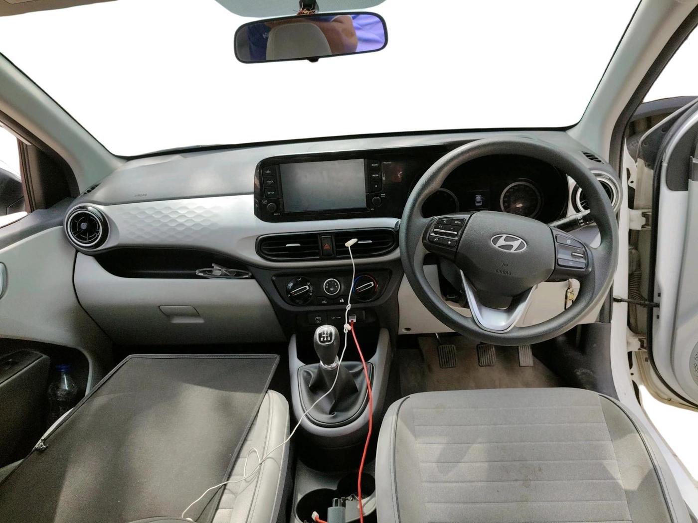 2024 Hyundai GRAND I10 NIOS SPORTZ 1.2 KAPPA VTVT CNG, CNG, Manual, 53,222 km, interior