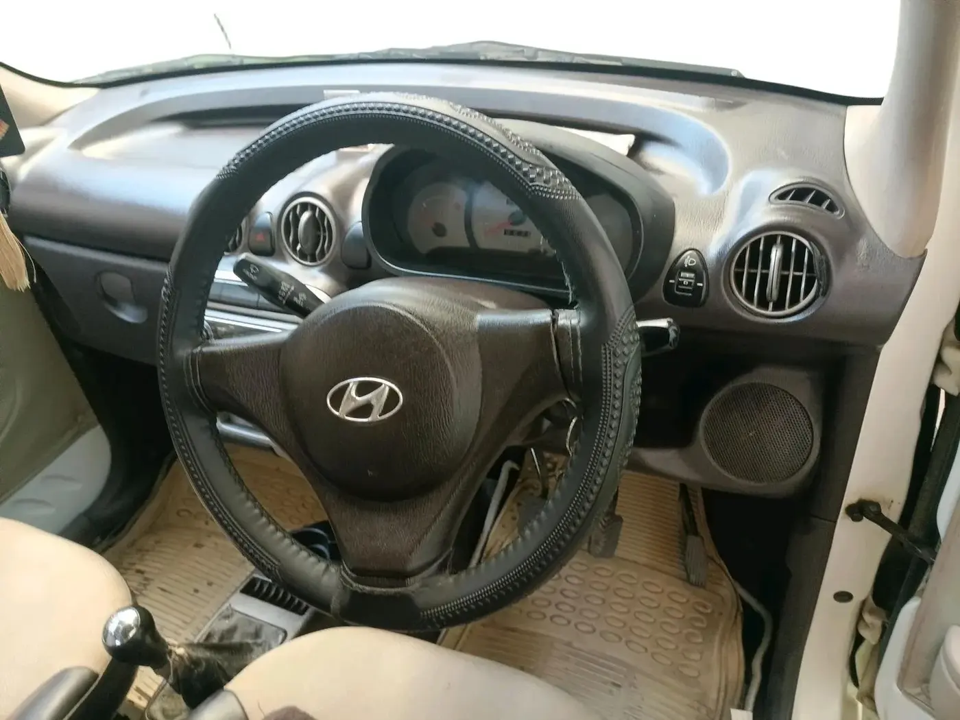 2013 Hyundai Santro Xing GL PLUS, Petrol, Manual, 80,018 km, interior