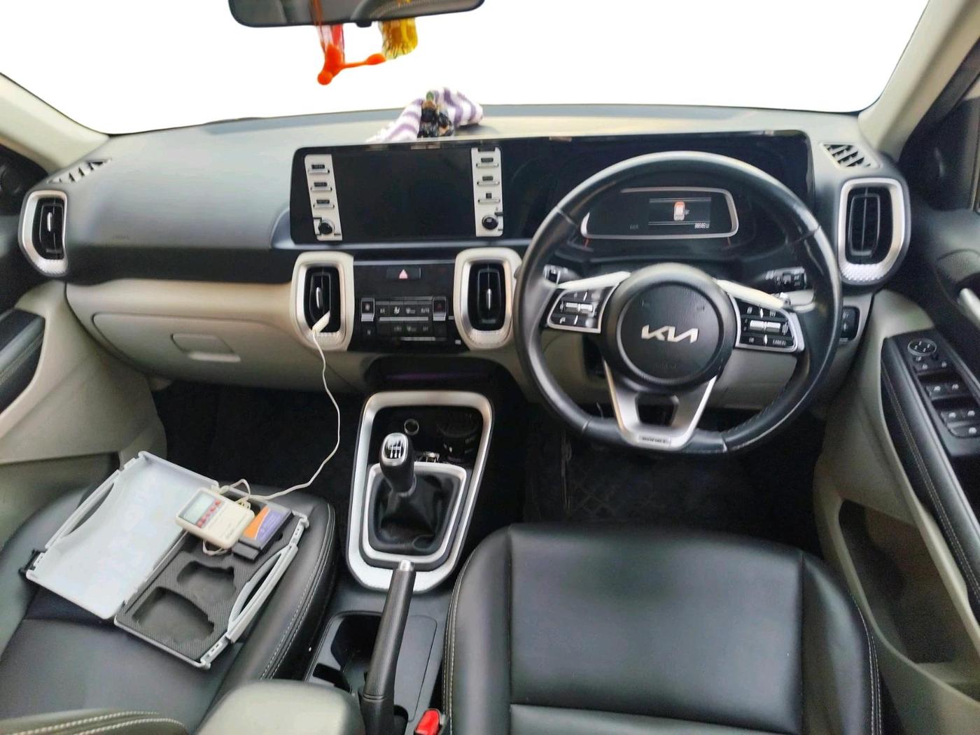 2022 KIA SONET HTX 1.5, Diesel, Manual, 38,040 km, interior