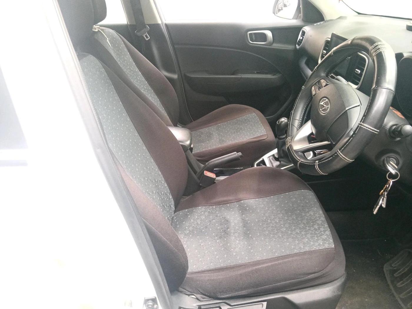 2021 Hyundai VENUE S+ 1.2, Petrol, Manual, 44,004 km, interior