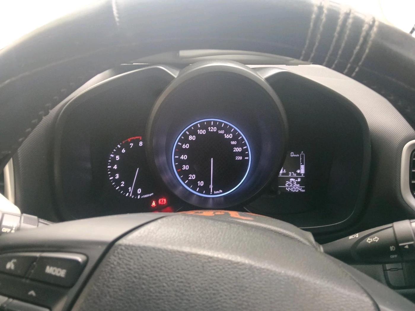 2021 Hyundai VENUE S+ 1.2, Petrol, Manual, 44,004 km, interior