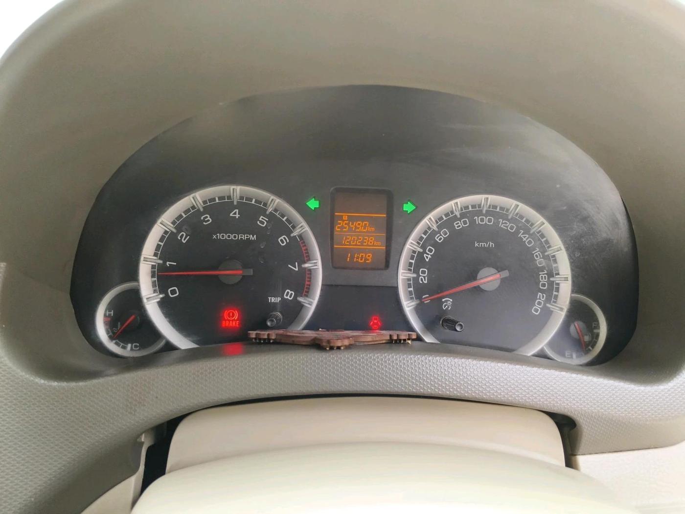 2012 Maruti Ertiga VXI, Petrol, Manual, 1,20,238 km, interior