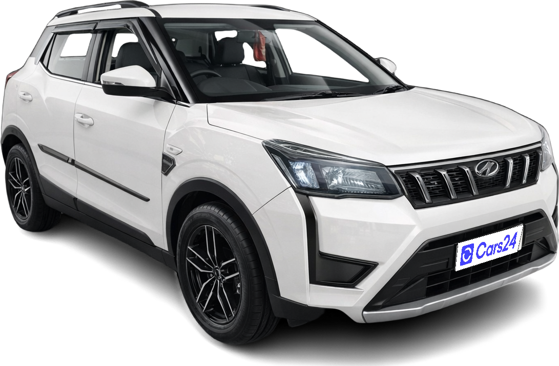 2019 Mahindra XUV300 - SUV - Petrol - Manual - ₹4.16 lakh