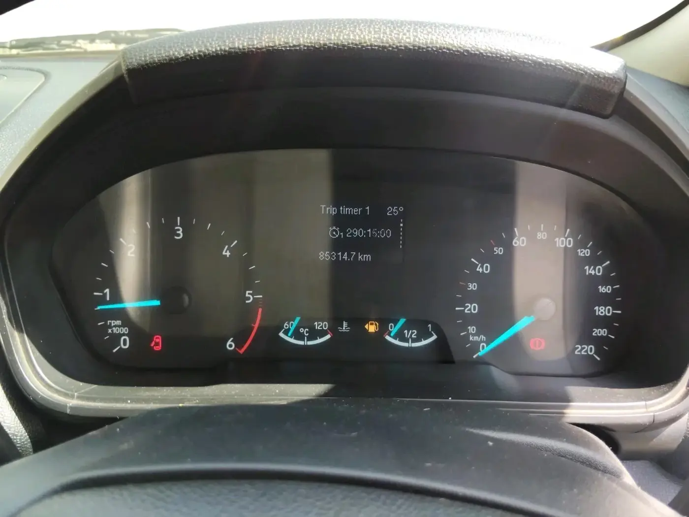 2018 Ford Ecosport TITANIUM + 1.5L DIESEL, Diesel, Manual, 85,314 km, interior