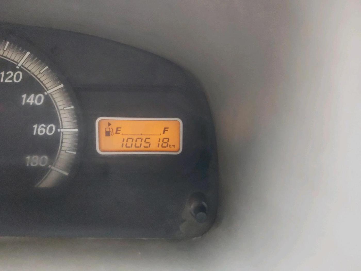 2015 Maruti Eeco 5 STR WITH A/C+HTR, Petrol, Manual, 1,00,518 km, interior