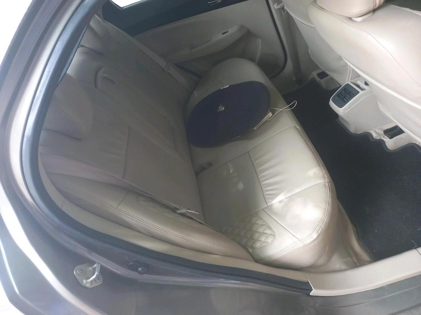 2020 Maruti Dzire VXI AMT, Petrol, Automatic, 88,815 km, interior