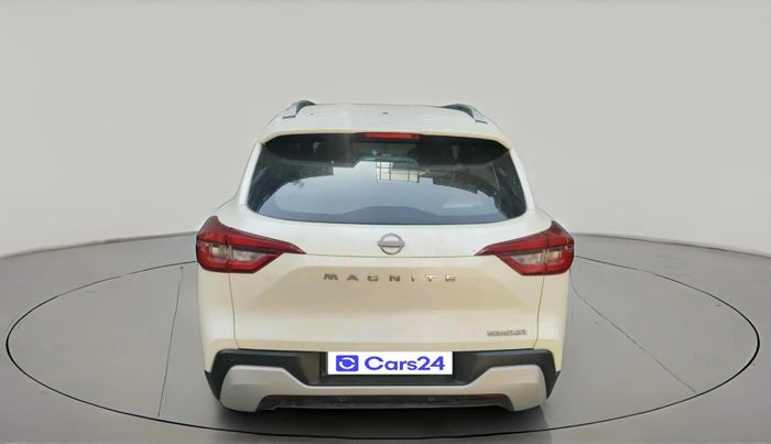 2024 Nissan MAGNITE Visia EZ-Shift, Petrol, Automatic, 16,343 km, exterior