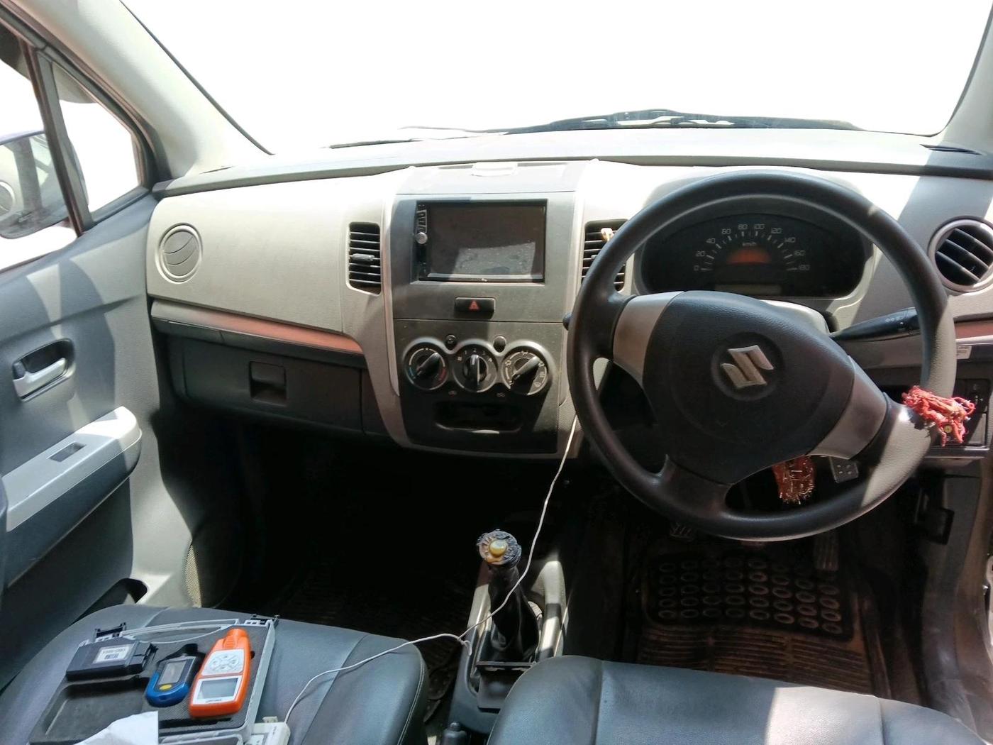 2011 Maruti Wagon R 1.0 LXI CNG, CNG, Manual, 69,511 km, interior