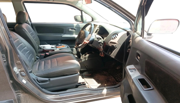 2011 Maruti Wagon R 1.0 LXI CNG, CNG, Manual, 69,511 km, interior